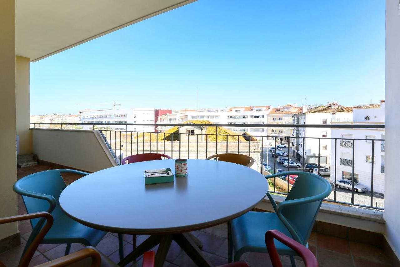 3 Bedroom Apartment With Indoor Pool Central Lagos Buitenkant foto