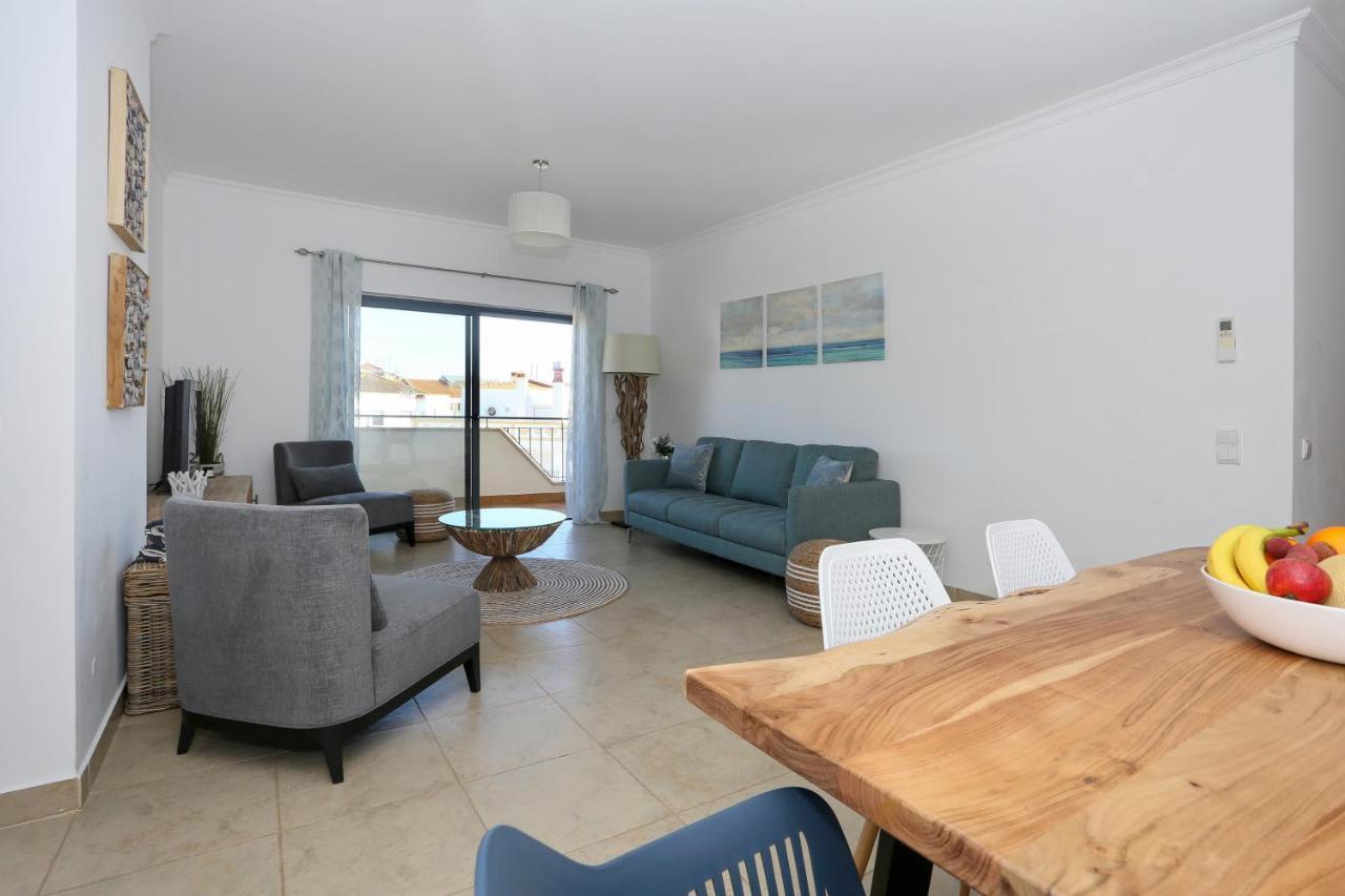 3 Bedroom Apartment With Indoor Pool Central Lagos Buitenkant foto