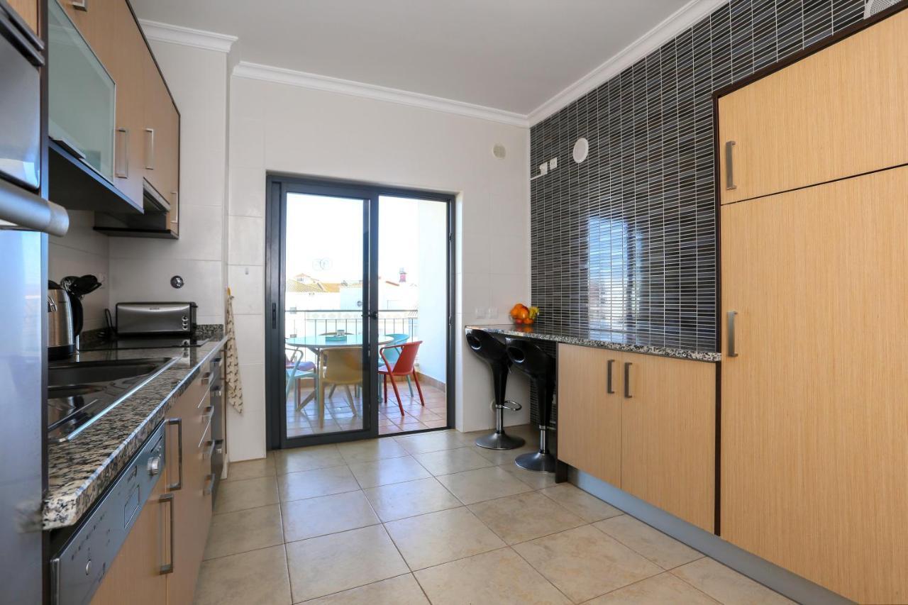 3 Bedroom Apartment With Indoor Pool Central Lagos Buitenkant foto