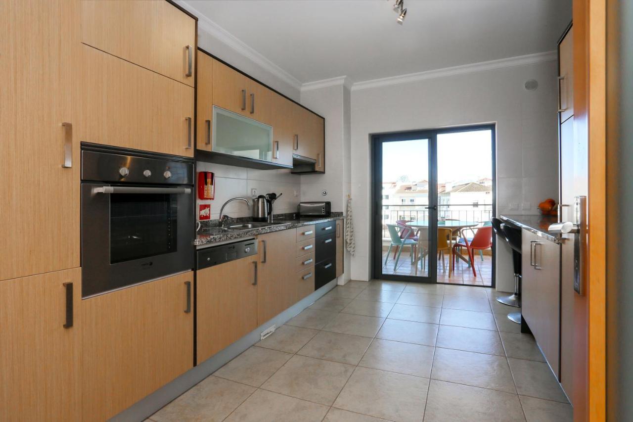 3 Bedroom Apartment With Indoor Pool Central Lagos Buitenkant foto