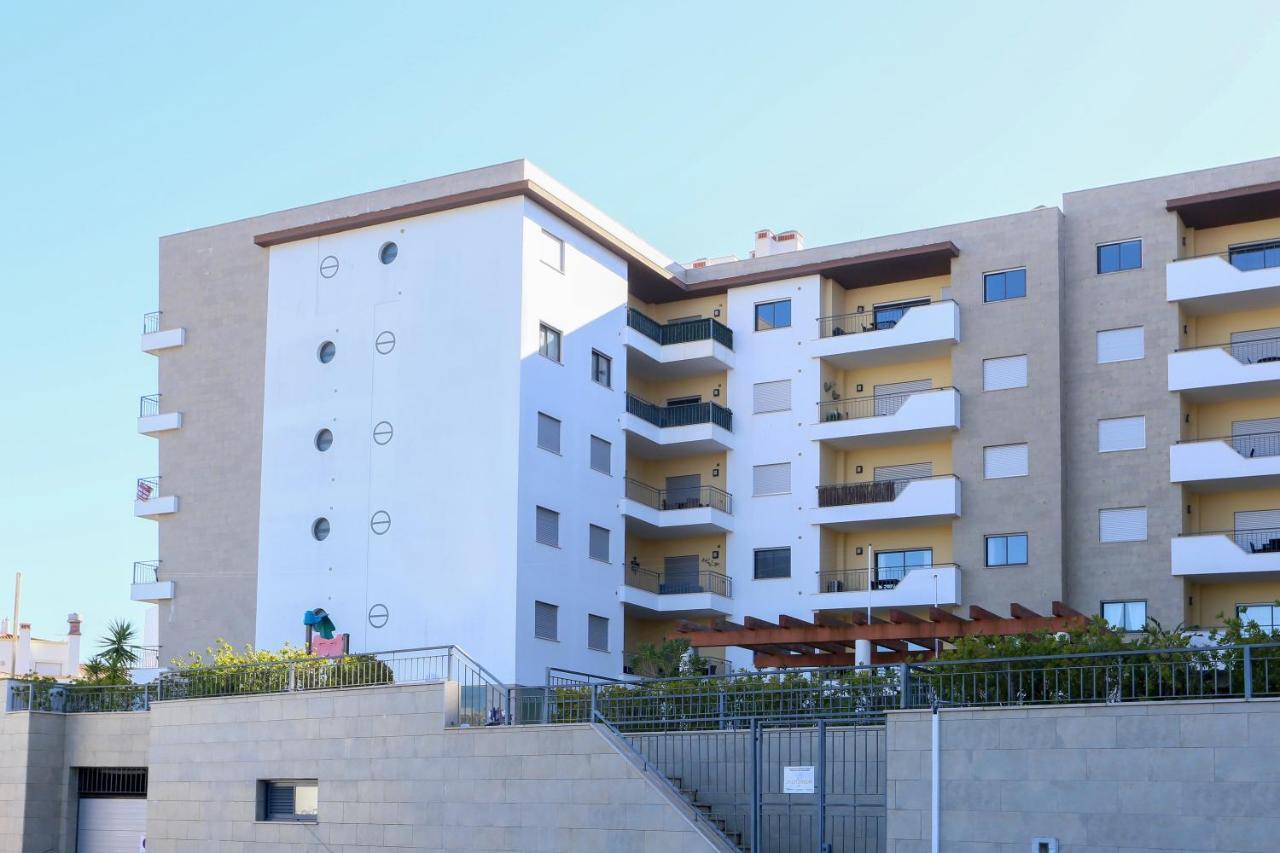 3 Bedroom Apartment With Indoor Pool Central Lagos Buitenkant foto
