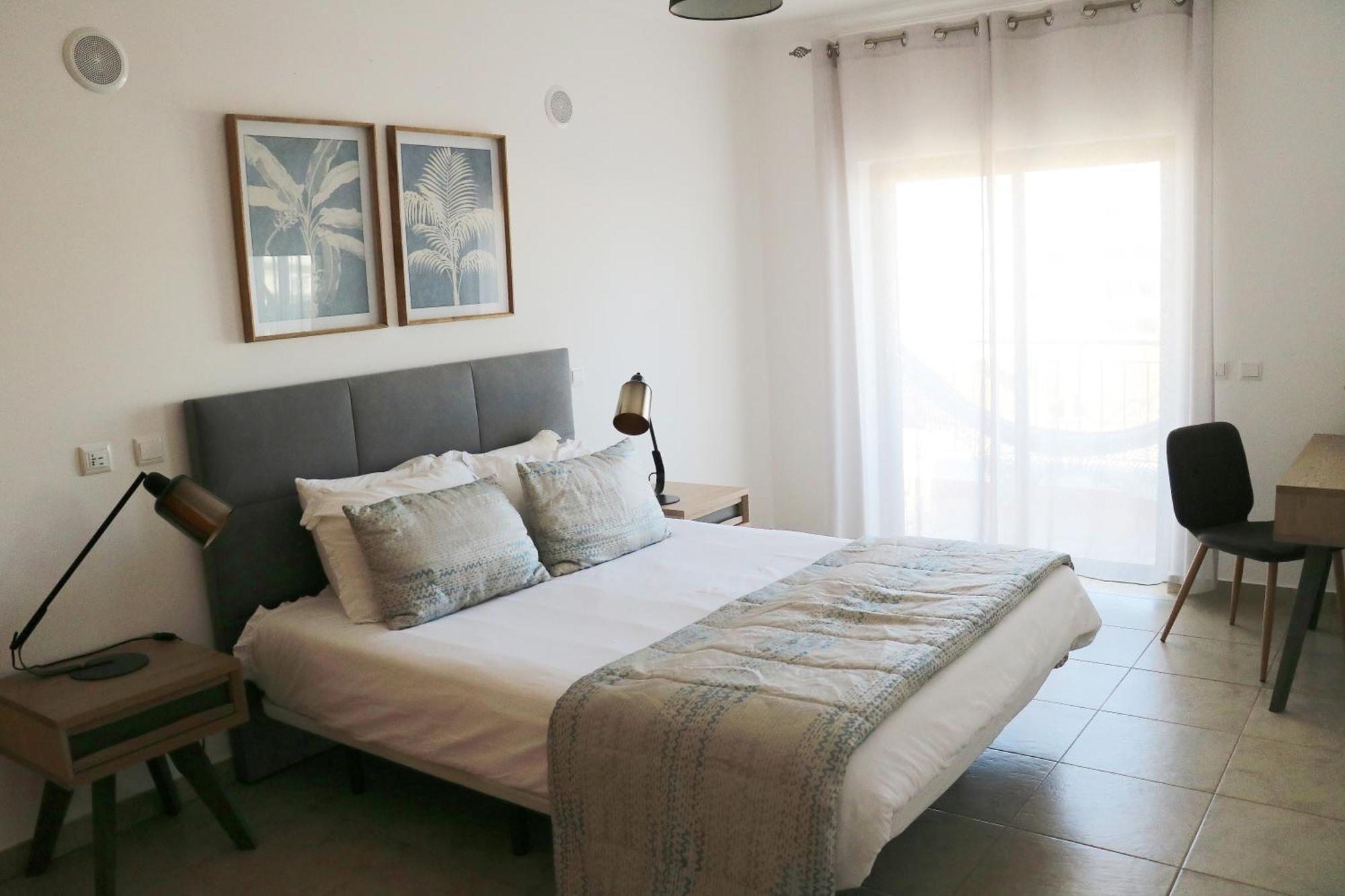 3 Bedroom Apartment With Indoor Pool Central Lagos Buitenkant foto
