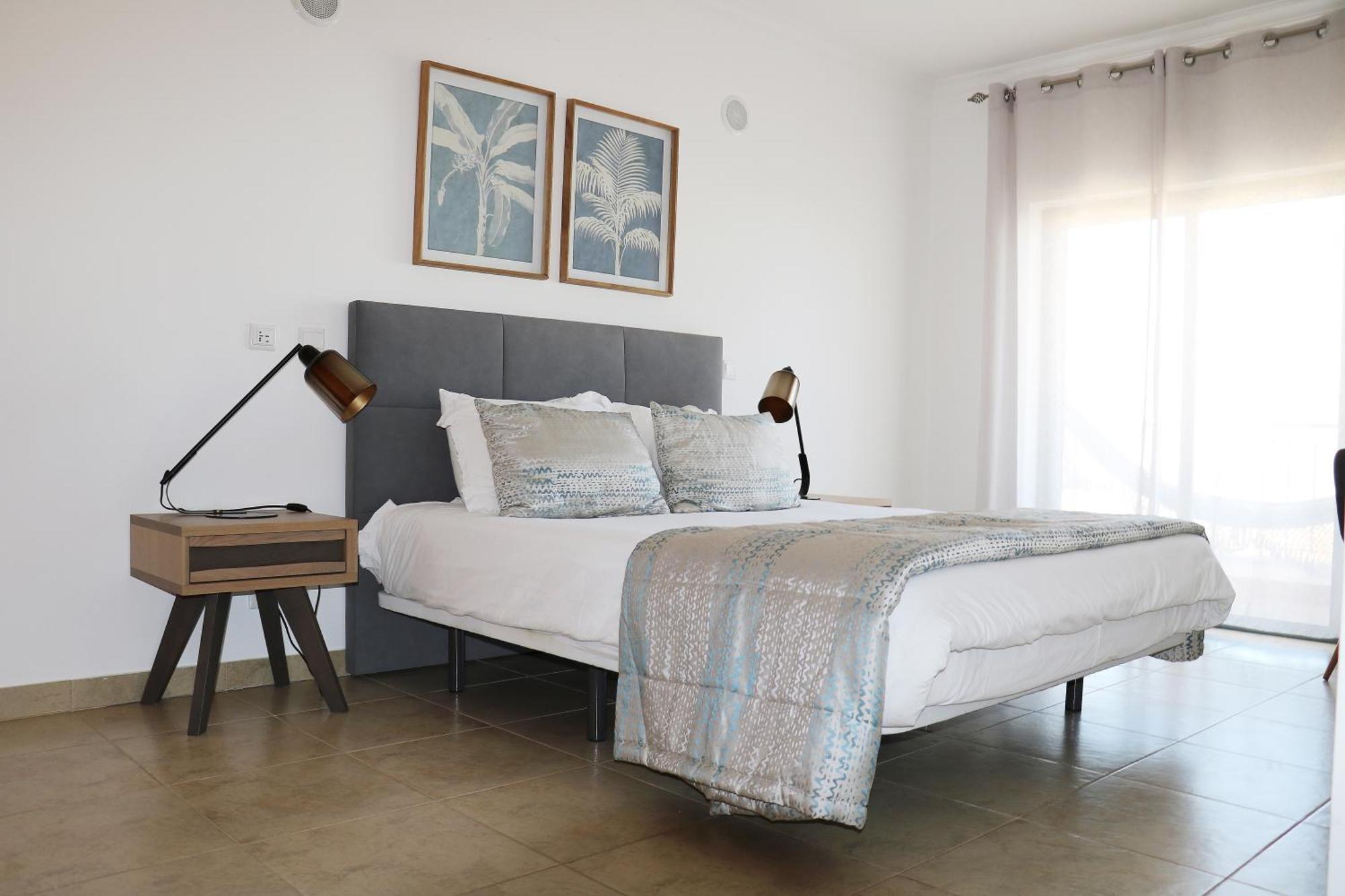 3 Bedroom Apartment With Indoor Pool Central Lagos Buitenkant foto