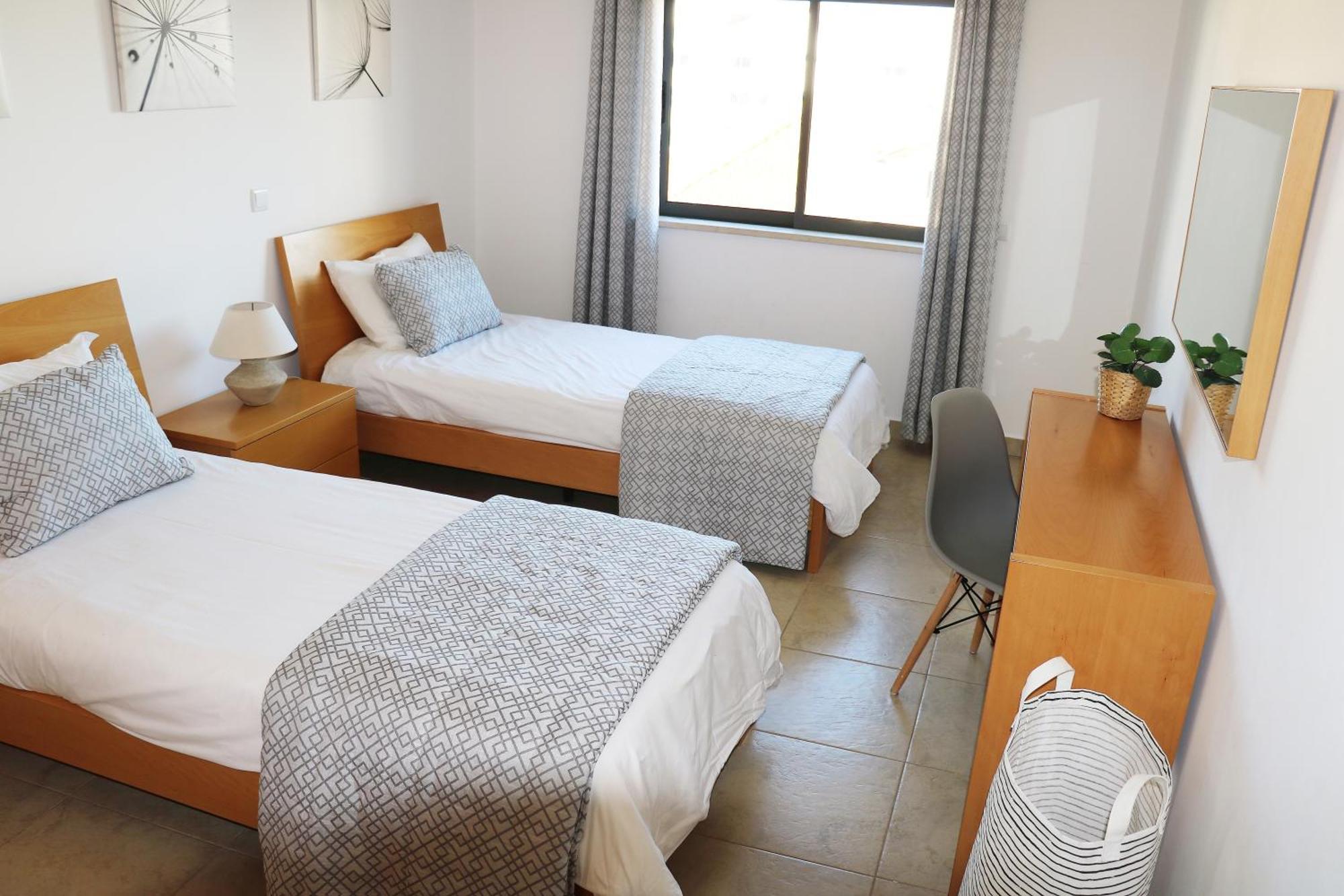 3 Bedroom Apartment With Indoor Pool Central Lagos Buitenkant foto
